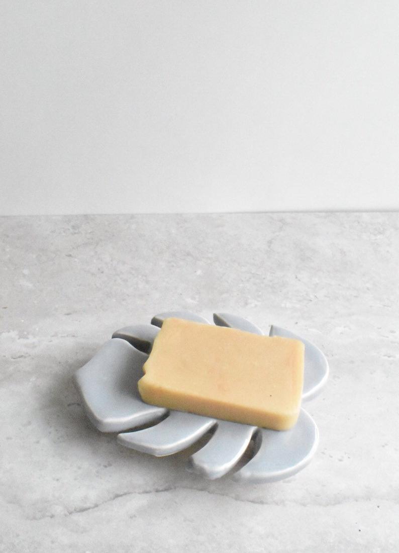 Ceramic Monstera Soap Dish
