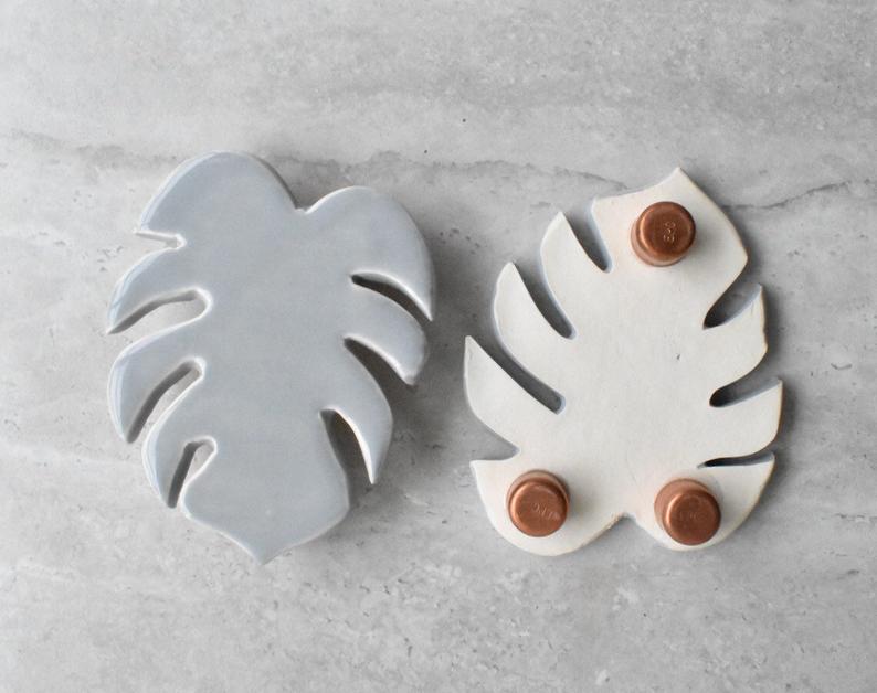 Ceramic Monstera Soap Dish
